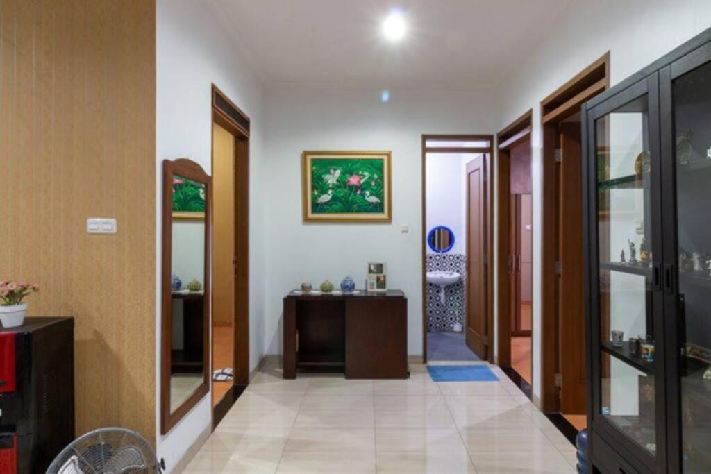 Spacious, White-Villa Belgareti @Kiara Condong Bandung Luaran gambar
