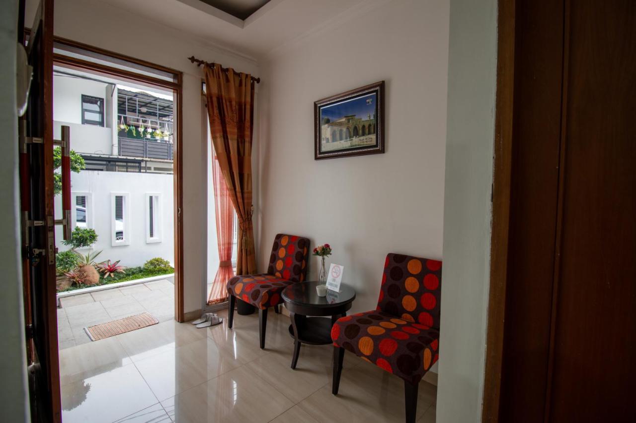 Spacious, White-Villa Belgareti @Kiara Condong Bandung Luaran gambar