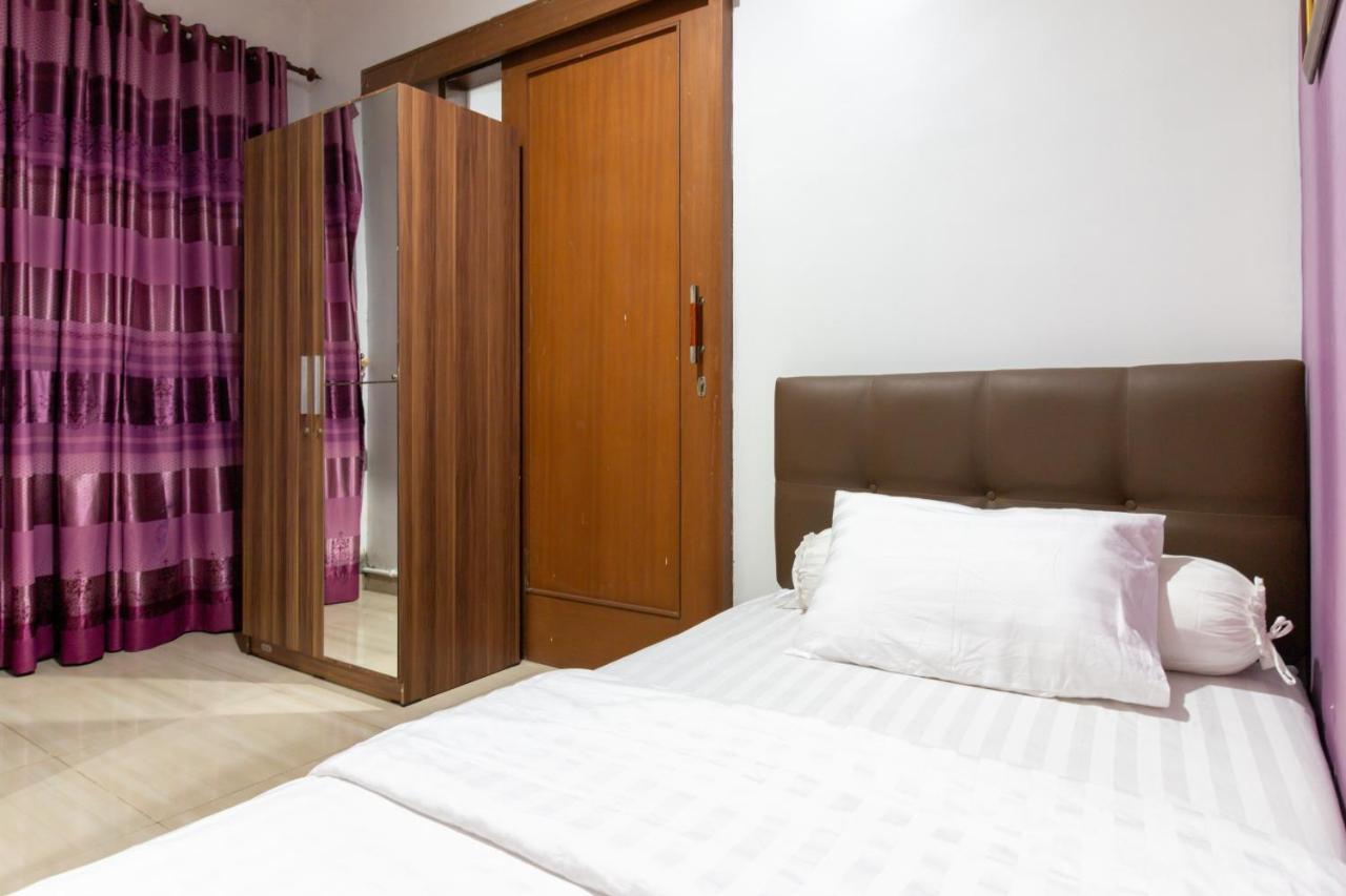 Spacious, White-Villa Belgareti @Kiara Condong Bandung Luaran gambar